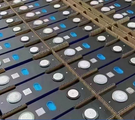 Cella prismatica ricaricabile LiFePO4 originale di grado A 3.2V 102Ah per energia solare EVorage E Batteria al litio