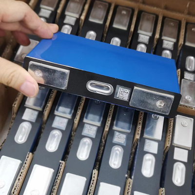 batteria ricaricabile Ev delle cellule prismatiche di 3.2v 25ah 8c Lifepo4 Lfp per il veicolo elettrico